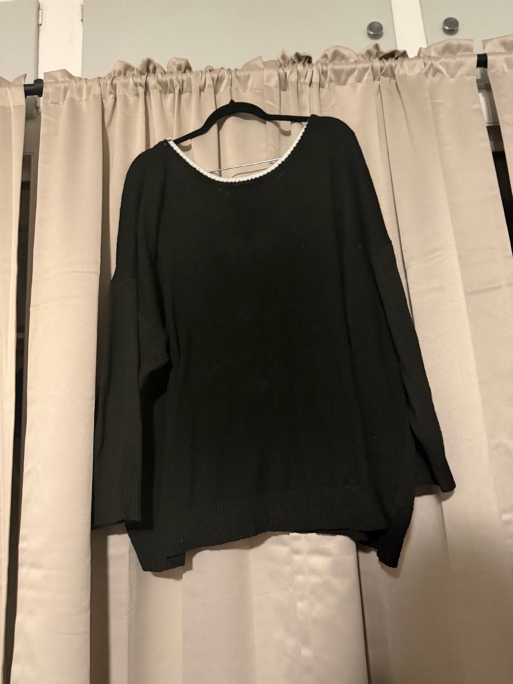BloomChic Black Crewneck Sweater with White Trim open back with bows